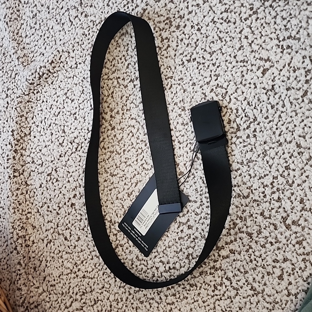 PrettyLittleThing Black Belt